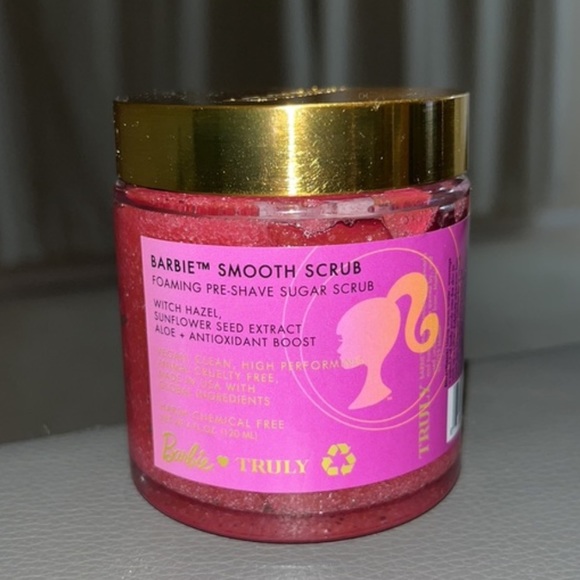 New Truly Barbie™ Smooth Scrub Foaming Pre Shave Sugar Scrub - Picture 5 of 6